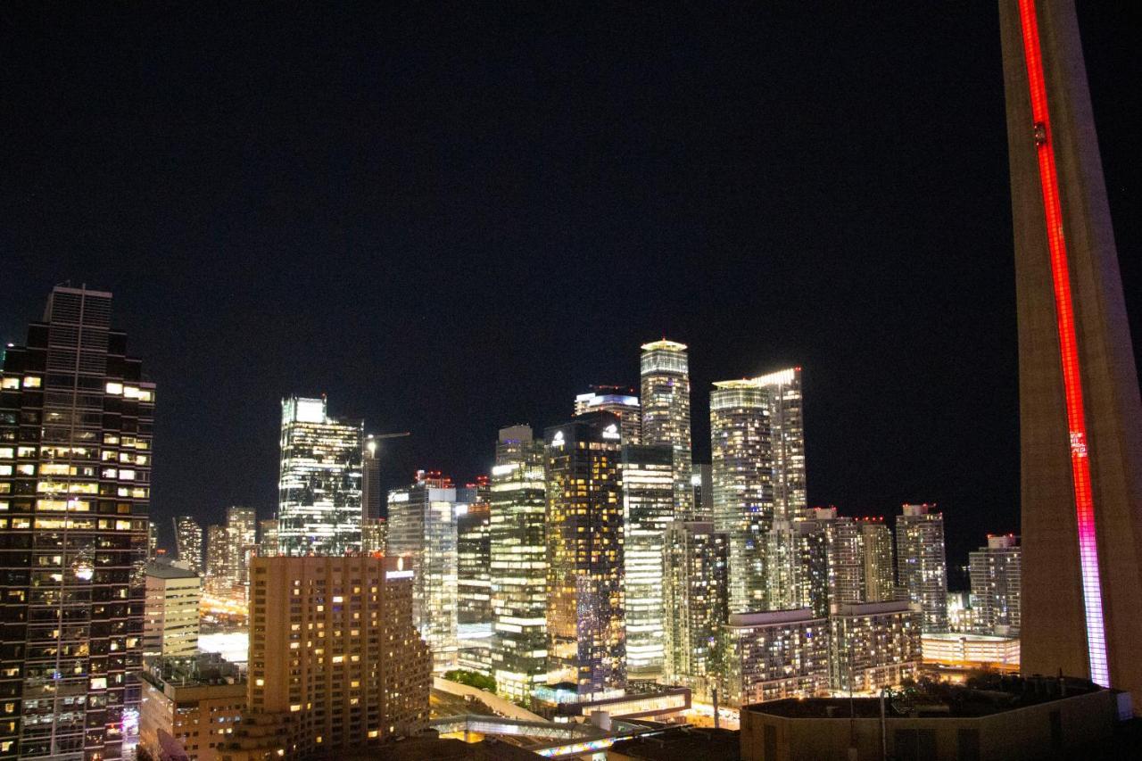 Downtown High-Rise Condo- Cn Tower View Toronto Buitenkant foto